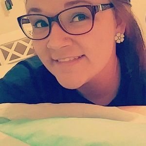 Meet your Posher, Michaela